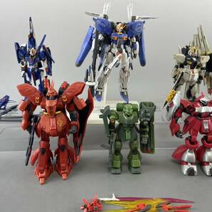 （G２３）マニア必見！★ガンダム フィギュア まとめて６体！★ヤクト・ドーガ ホワイトベース ニューガンダム サザビー…★現状品です！の画像1