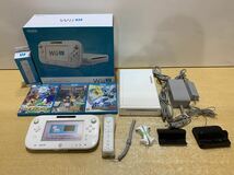 A● 任天堂 WiiU 本体 プレミアムセット 32GB ホワイト ニンテンドーWii U ゲームソフト ３本セット 動作確認/初期化済_画像1