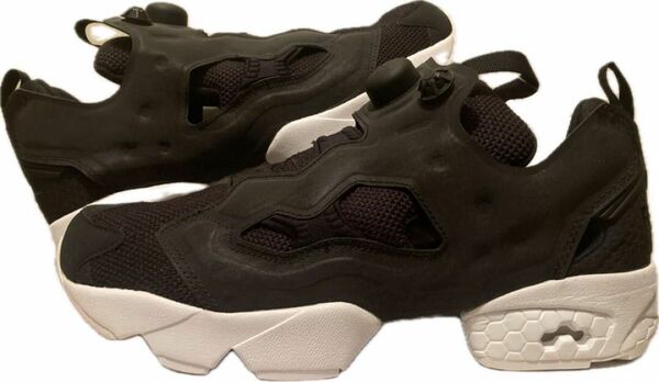 Reebok INSTAPUMP FURY TECH 26 リーボック　インスタポンプフューリー ポンプフューリー 新品 ブラック