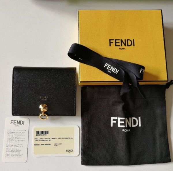 FENDI 二つ折り財布