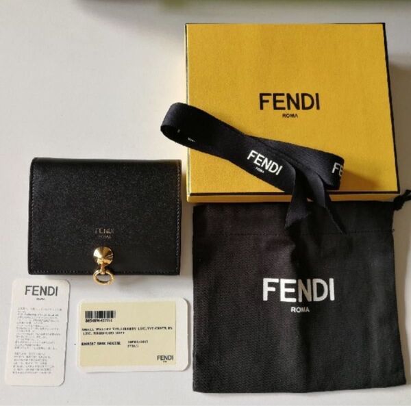 FENDI 二つ折り財布 