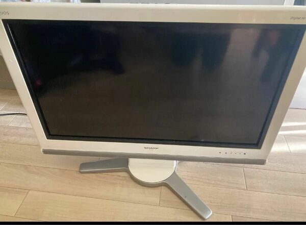 ジャンク品　AQUOS 液晶カラーテレビ　LC-32DS1 