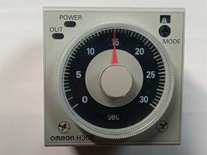 OMRON ソリッドステート・タイマ　H3CR-A　電源はAC100-240VまたはDC100-125V　動作確認済中古品