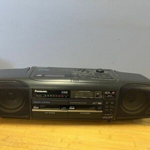 【ジャンク】音出し確認済 Panasonic パナソニック　ポータブルステレオCDシステム - 品番 RX-DT70◆B0615