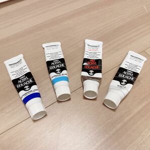 ACRYL GOUACHE アクリル絵の具　ファーストアート　4本セット