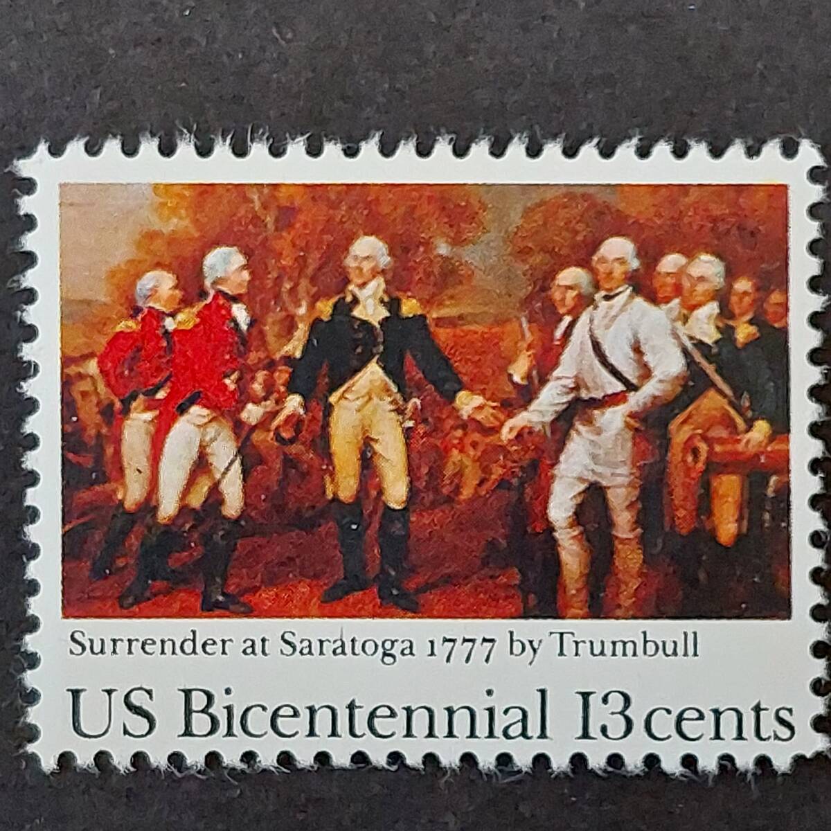 J358 Amerikanische Briefmarke 200. Jahrestag der Gründung der Vereinigten Staaten John Trumbull (1756-1843) Gemälde Die Übergabe der Saratoga-Insel Briefmarke herausgegeben im Jahr 1977 unbenutzt, Antiquität, Sammlung, Briefmarke, Postkarte, Nordamerika