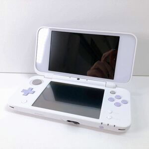 100【中古】New Nintendo 2DS LL JAN-001 ホワイト×ラベンダー ニュー ニンテンドー 2DS LL タッチペン付き 動作確認 初期化済み 現状品