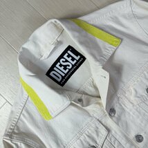 美品/L-XL相当★ディーゼル/DIESEL ペイント総柄 デカロゴ バックプリント ホワイトデニム ジャケット Gジャン 春アウター メンズ 白_画像4