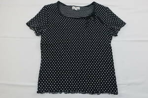 【送900円】　8629　courreges　クレージュ　レディース　スクエアネックカットソー　エンボス加工系生地　黒×白　9R　リボン　日本製