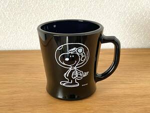 ファイヤーキング スヌーピー Ｄハンドル マグカップ アストロノーツ / Fire-King Snoopy D-Handle Mug Cup Astronaut Black-Peanuts 2012