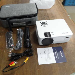 中古 DXYIITOO プロジェクター WIFI Buletooth HD Projector S3 ホワイト 