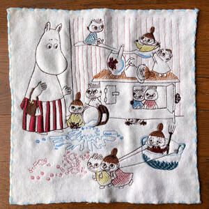 MOOMIN circle . towel handkerchie mischief large liking Moomin 