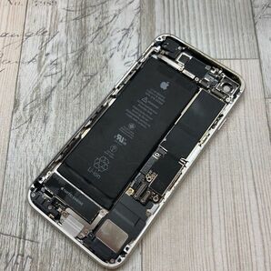 iPhone7 シルバー　純正バックパネル 筐体 背面パネル 修理部品　動作品でない　リペア