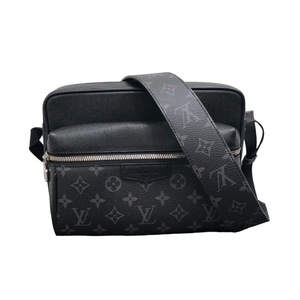 ルイ・ヴィトン LOUIS VUITTON アウトドア・メッセンジャーPM M30233 ブラック モノグラム・エクリプス ショルダーバッグ メンズ 中古