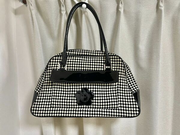 マリークワント MARY QUANT LONDON ボストンバッグ カバン アーガイル 白黒 モノトーン デイジー