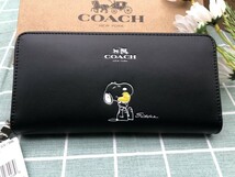 COACH コーチ 財布 長財布 SNOOPY スヌーピー プレゼント ブランド 小銭入れあり 新品 未使用 ブラック メンズ レディース ウォレット C135_画像1