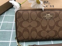 COACH コーチ 財布 長財布 メンズ レディース ロゴ シグネチャー プレゼント ブラウン ギフト 新品未使用 ウォレット ストラップ付き C067_画像2