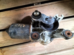 HNU12 Bluebird front wiper motor Junk 