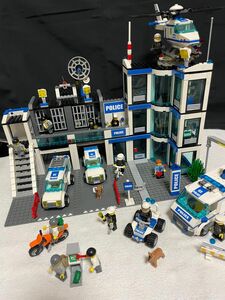 LEGO7498 ポリスステーション　7286ポリストランスポート　7741ヘリコプター　7279 4WDバギー　正規品　廃盤