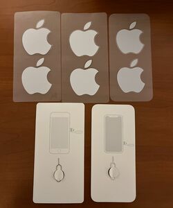 Apple ステッカー & SIMピン