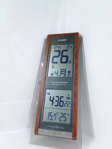 CASIO 電波時計 IDC-250J　掛け時計 インテリア カレンダー デジタル 中古美品 　５４７