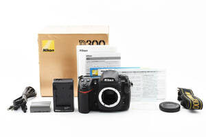 【美品】ニコン Nikon D300　ボディ　　《ショット数14990回》　 MR180320A2908