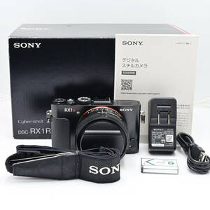 ★美品★ソニーSONY デジタルカメラ Cyber-shot RX1R 2470万画素 光学2倍 DSC-RX1R