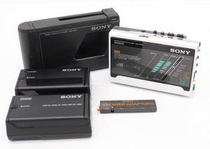 【ト滝】SONY WALKMAN WM-F501 ラジオカセットプレーヤー ソニー ウォークマン 付属品付き ラジカセ アダプター DS660DEM25