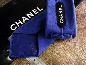 ●bv1028●良品●シャネル【CHANEL】 【人気の超細ナロータイ】CCロゴ柄 ネクタイ★