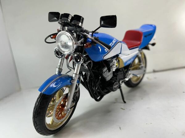 ☆１/１２プラモデル☆スズキＧＳＸ４００ＦＳ☆インパルス☆「フルチューンドカスタム」☆塗装済み完成品 ☆送料無料☆