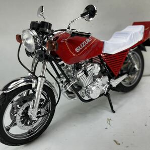 ☆１/１２プラモデル☆スズキＧＳＸ４００Ｆ☆「Ｇfour」☆「チョイ悪カスタム」☆塗装済み完成品 ☆送料無料☆ 