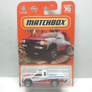 《希少》マッチボックス MATCHBOX '95 NISSAN HARDBODY (D21) 日産 ハードボディ 白 ダットサントラック ダットラ ミニカー 同梱可 の画像1