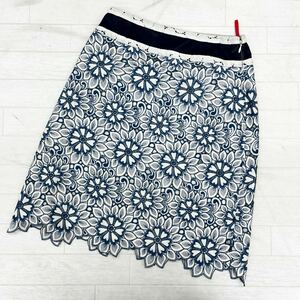 1366◎ VIVIENNE TAM ヴィヴィアン タム パンツ スカート 台形 膝丈 花柄 刺繍 カジュアル ホワイト ブルー レディース0