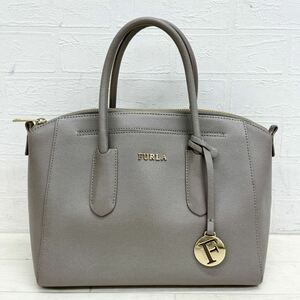 1388◎ FURLA フルラ バッグ 鞄 ハンド トート ファスナー カジュアル ワンポイント ロゴ ベージュ レディース