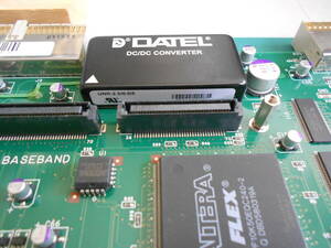 DATEL UNR-2.5/8-D5 INPUT:+5V OUTPUT: +2.5V 8A 20W が付いた基板 アンリツ Anritsu ジャンク品