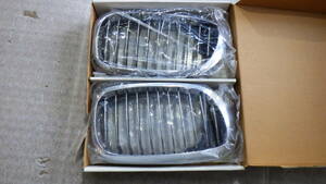 BMW　キドニーGrille　E46 Coupe　Cabriolet　後期用　中古　傷　欠け　割れ　有り　
