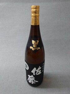 ＜福岡県内・限定発送商品＞【未開栓】佐藤酒造 本格焼酎 佐藤 黒 25度 1,800ml 黒麹仕込 [2]（管理番号：049123）