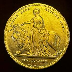 イギリス ヴィクトリア女王 硬貨 古銭 1939年 信仰の擁護者 ウナ ライオン 「神が私の歩みを導いてくださいますように」銘 コイン 金貨