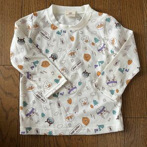 新品　アンパンマン バイキンマン　だだんだん　カレーパンマン　長袖 長袖Tシャツ　Tシャツ　ロンT 子供服　男の子　90