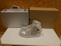 AIR JORDAN 1 RETRO HI SILVER　Silver Anniversary　US10.5　28.5cm DUNK SB SUPREME STUSSY_画像2