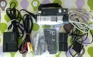【Panasonic】デジタルビデオカメラNV-GS200K-S パナソニック
