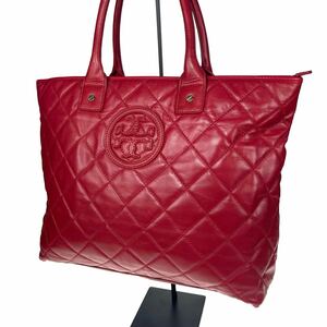 Tory Burch 大容量　トートバッグ　キルティング a154