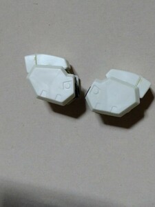 部位　ショルダーパーツ　MG 1/100 RX-78GP01 ガンダム試作1号機ゼフィランサス　ジャンク　部品とり　hグカス