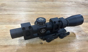 実物 LEUPOLD MARK AR 1.5-4x20 ショートスコープ【中古・送料無料】AMDマウント付