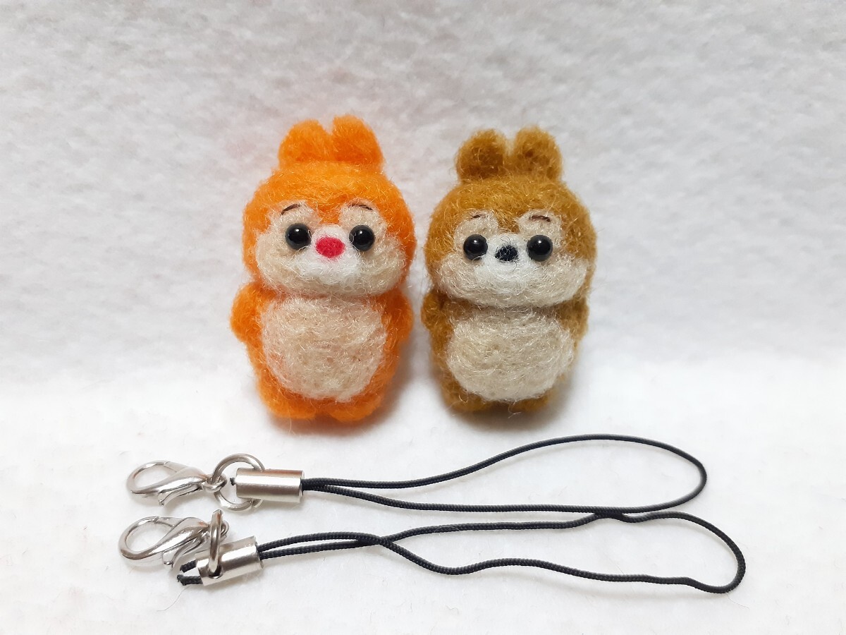 Wool felt handmade squirrel set of 2 Chip and Dale style straps, toy, game, stuffed toy, Wool felt