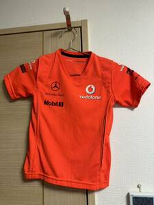 F1 マクラーレンメルセデス チームTシャツ 子供用(サイズ100程度) 脇坂寿一選手サイン入り チーム支給品 ハミルトン バトン アロンソ