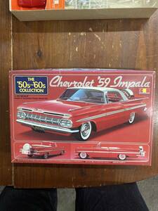 グンゼ　1/32　シボレーインパラ　’59　CHEVROLET IMPALA