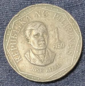 送料無料　フィリピン　1ペソ　1977年　外国コイン