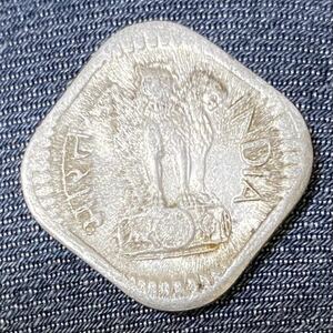 送料無料　インド　5パイサ　1975年　外国コイン