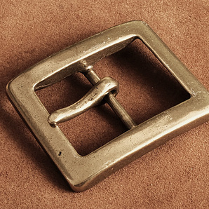 真鍮製 レザーベルト用バックル（スクエア）ベルト幅35mm：ブラス ギャリソンベルト 大きい カスタムパーツ 美錠 メンズ 付け替え 交換の画像1